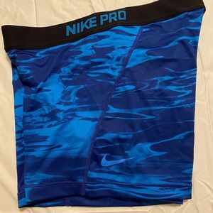 Nike Compression Shorts🌼🌸